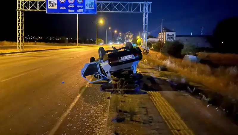 TIR ile otomobil çarpıştı: 1 yaralı ve araç takla attı!