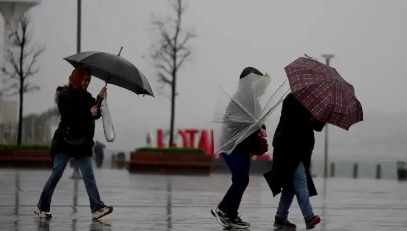 Güçlü Sağanak Yağışları İki Bölgeyi Vuracak: Tüm Detaylar Burada!