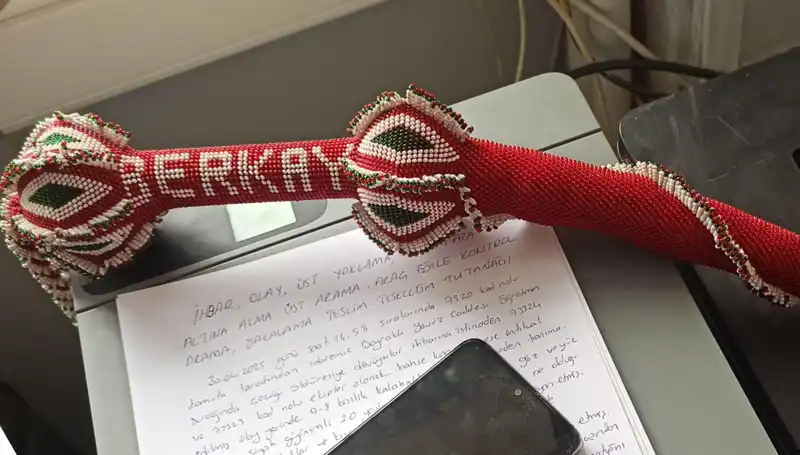İzmir'de Miras Kalan Villada Sıra Dışı Olay: Kırbaçlı Gerginlik!