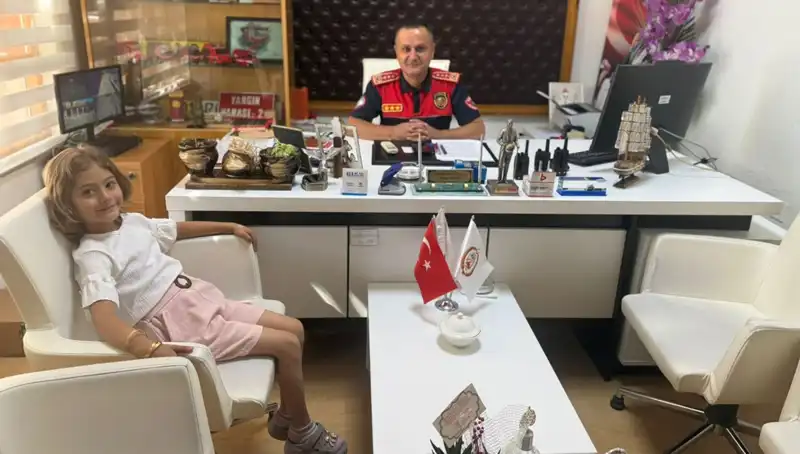 5 Yaşındaki Aslı, Kahramanlığıyla Köyü Yangından Kurtardı