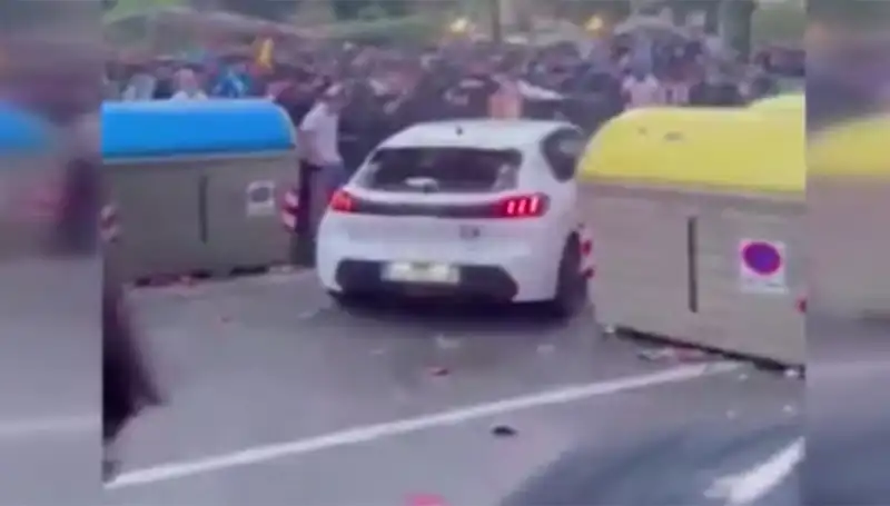 Taraftarların Arasına Dalıp Kazaya Neden Olan Araç: 13 Yaralı