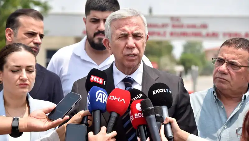 Mansur Yavaş, Muhittin Böcek'e Sıcak Bir Ziyarette Bulundu