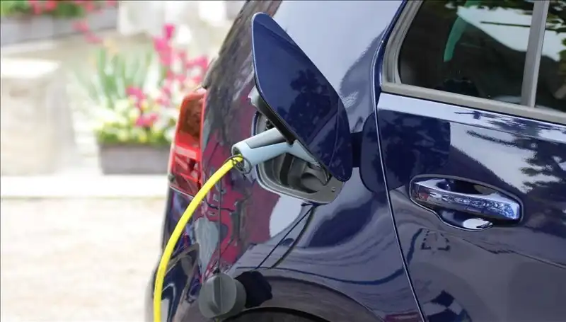 Tesla’yı Geride Bırakacak: Yeni Elektrikli Araçta 1500 Kilometre Menzil