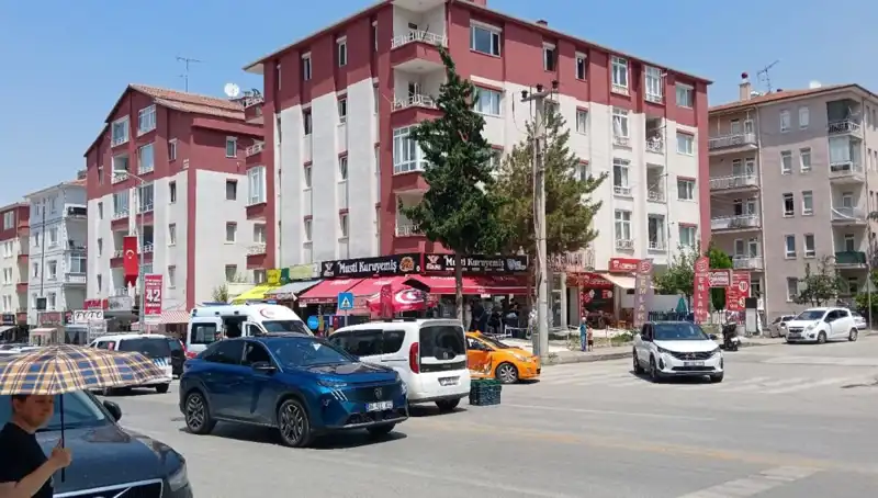 Taksi ile Otomobil Çarpıştı: Olay Anı ve Sonrası Detaylar
