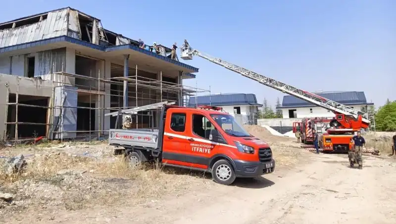 Ankara Gölbaşı'nda Urgent Yangın: Villalar Kül Olma Tehlikesiyle Yüz Yüze
