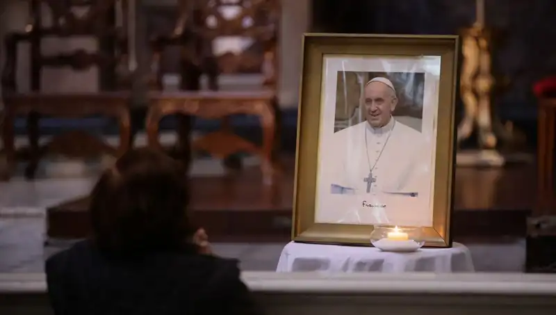 Papa Francis'in Vasiyeti ve Cenaze Törenine Dair Merak Edilen Tüm Ayrıntılar