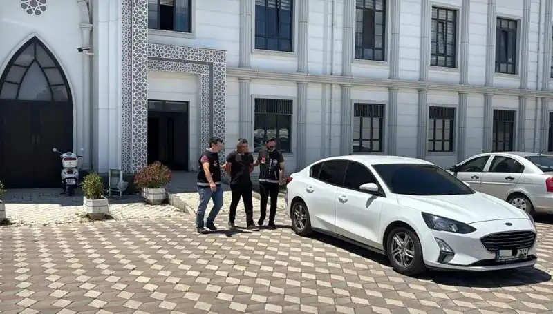Kocaeli'de Şok Eden Cinayet: Katil Zanlısı Hızla Yakalandı
