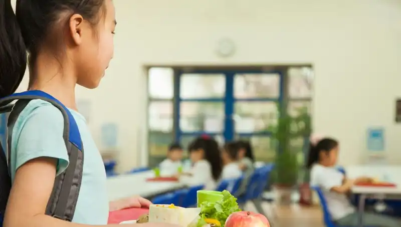 İspanya'da Obeziteyle Mücadele: Yağlı Yiyecekler Restoran Menülerinden Kaldırılacak
