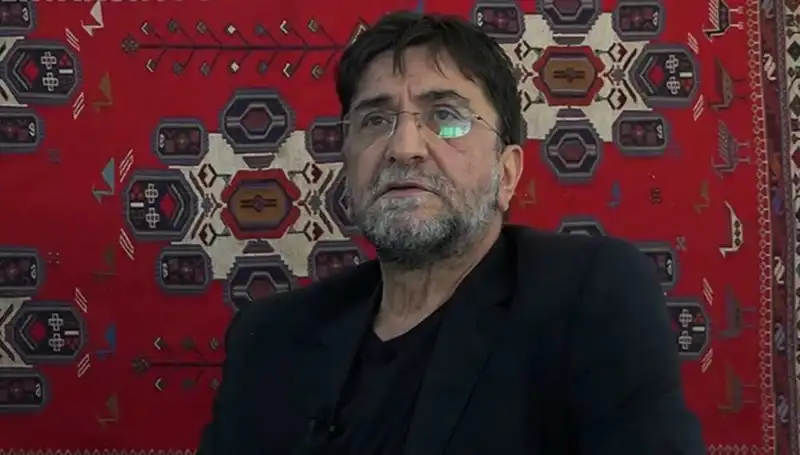 Nihat Genç Hayatını Kaybetti: Medyanın Unutulmaz İsimlerinden Biri Daha Gitti
