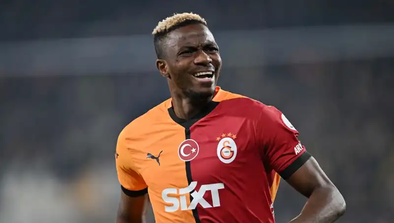 Victor Osimhen, Napoli ve Galatasaray Geleceğiyle İlgili Sıra Dışı Açıklama Yaptı