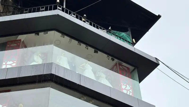 Giyim Mağazasında Korkutan Yangın: Alışveriş Keyfi Bir Anda Bitti