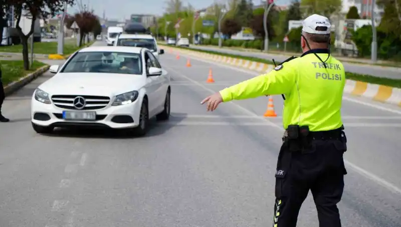 2025'te Yeni Trafik Cezaları: Ne Kadar Artacak ve Neler Değişti?